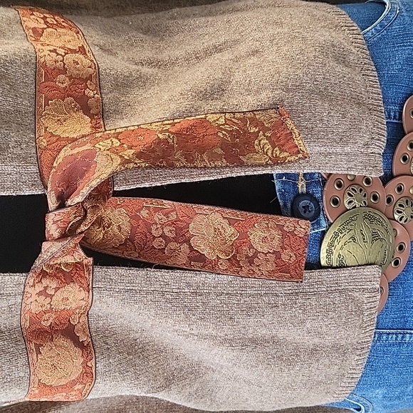 Vintage Anthropologie/Sleeping on Snow Brown Tie Ribbon Cardigan size Medium - Picture 2 of 9